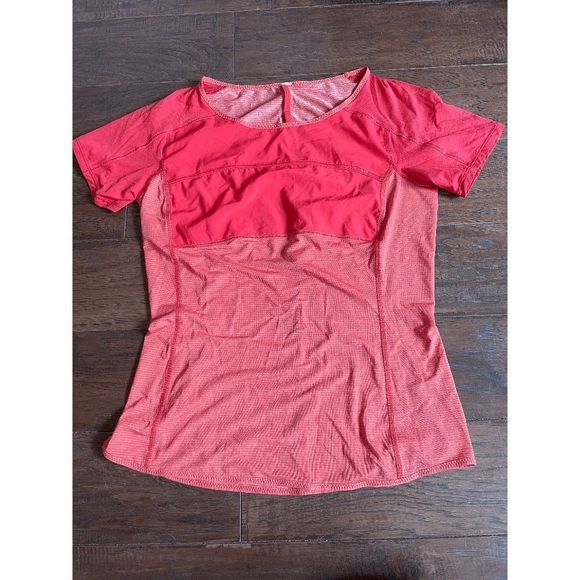 🍋LULULEMON Short Sleeve  Shirt *orange/red* Size Small - Picture 2 of 4